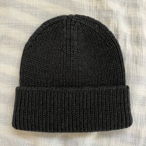 Alex Crane kids’ soft 100% wool beanie